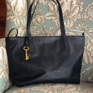 Gorgeous black leather Fossil